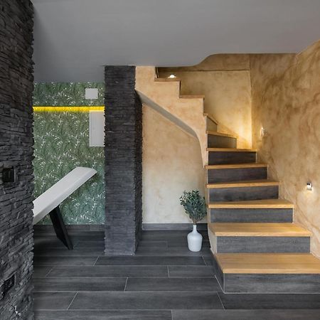 Villa Vesna With Sauna, Hot Tub Potpićan Exterior foto